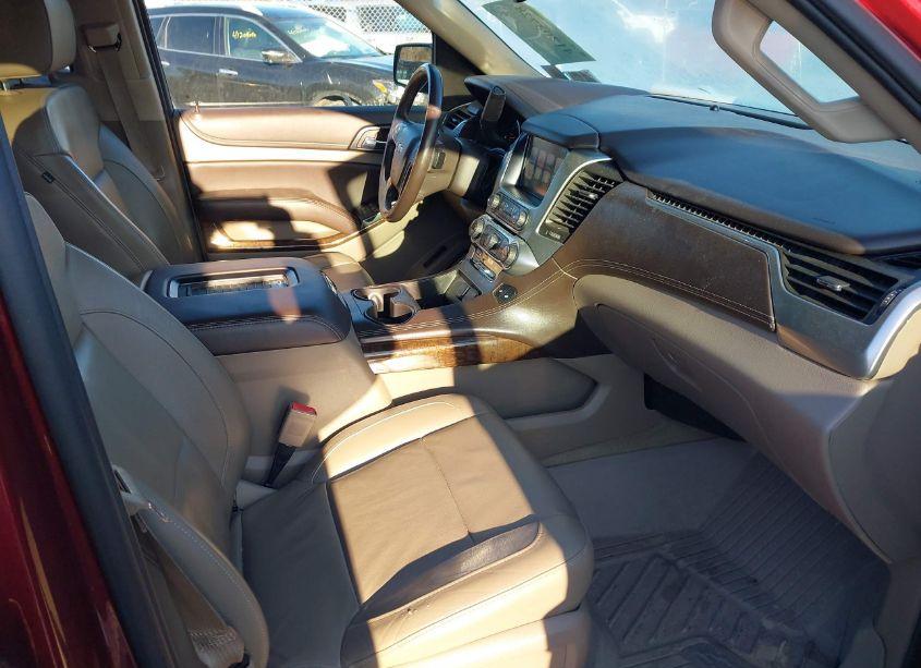 Photo 5 of 2016 Chevrolet Suburban LT (VIN 1GNSKHKC6GR407472)