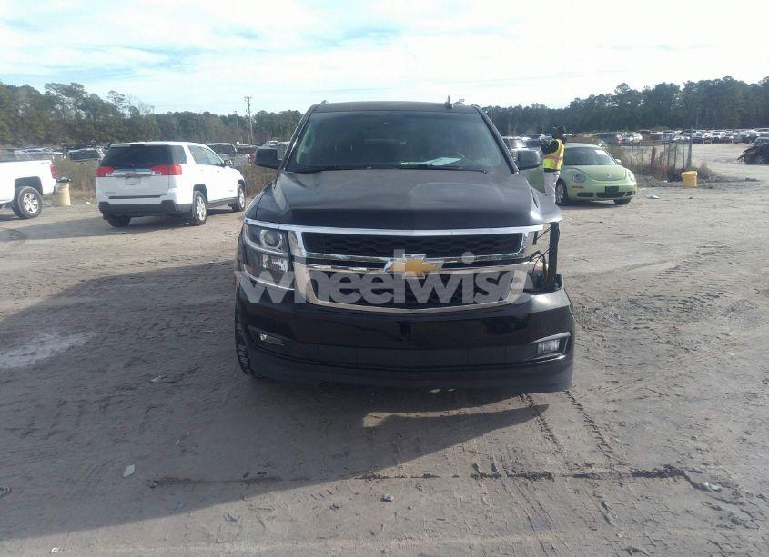 Photo 13 of 2017 Chevrolet Suburban LT (VIN 1GNSKHKC6HR270390)