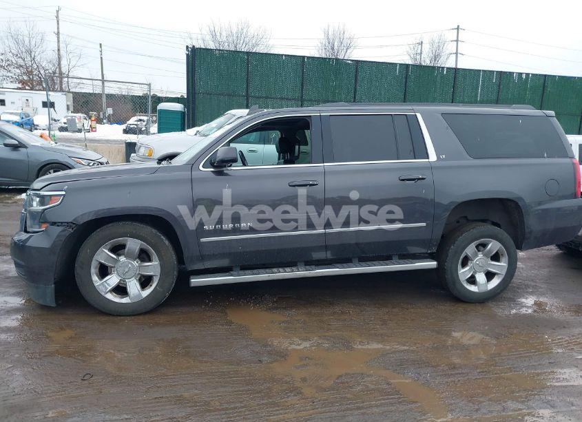 Photo 14 of 2017 Chevrolet Suburban LT (VIN 1GNSKHKC6HR398368)