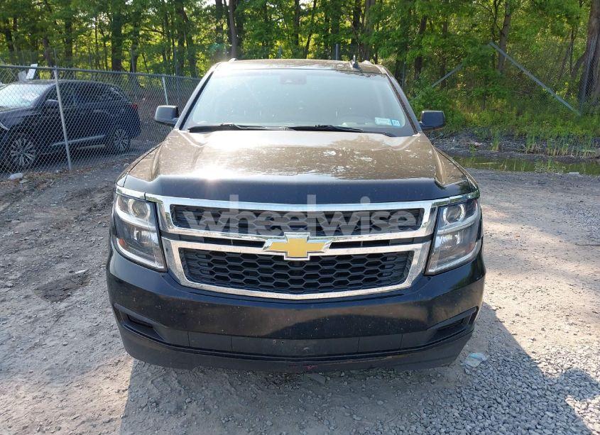 Photo 12 of 2018 Chevrolet Suburban LT (VIN 1GNSKHKC6JR105705)