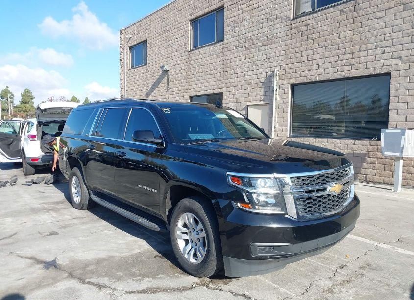 2018 Chevrolet Suburban LT (VIN 1GNSKHKC6JR334742) main photo