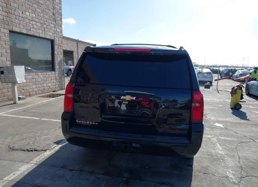 Photo 16 of 2018 Chevrolet Suburban LT (VIN 1GNSKHKC6JR334742)