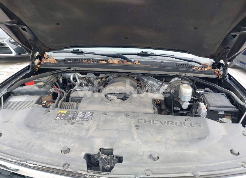 Photo 10 of 2016 Chevrolet Suburban LT (VIN 1GNSKHKC7GR315884)