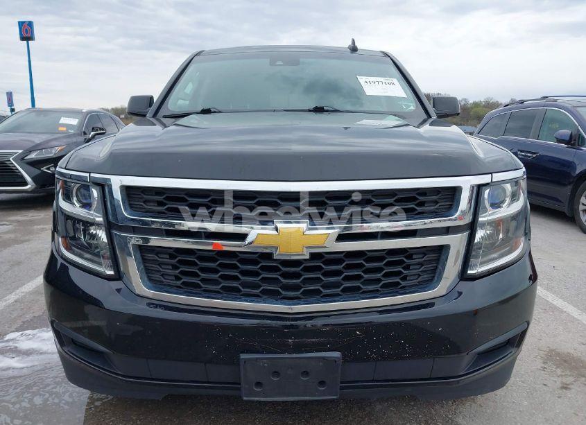 Photo 12 of 2016 Chevrolet Suburban LT (VIN 1GNSKHKC7GR315884)