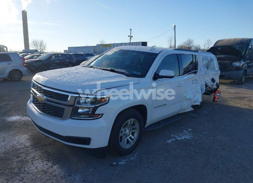 Photo 2 of 2017 Chevrolet Suburban LT (VIN 1GNSKHKC7HR158505)