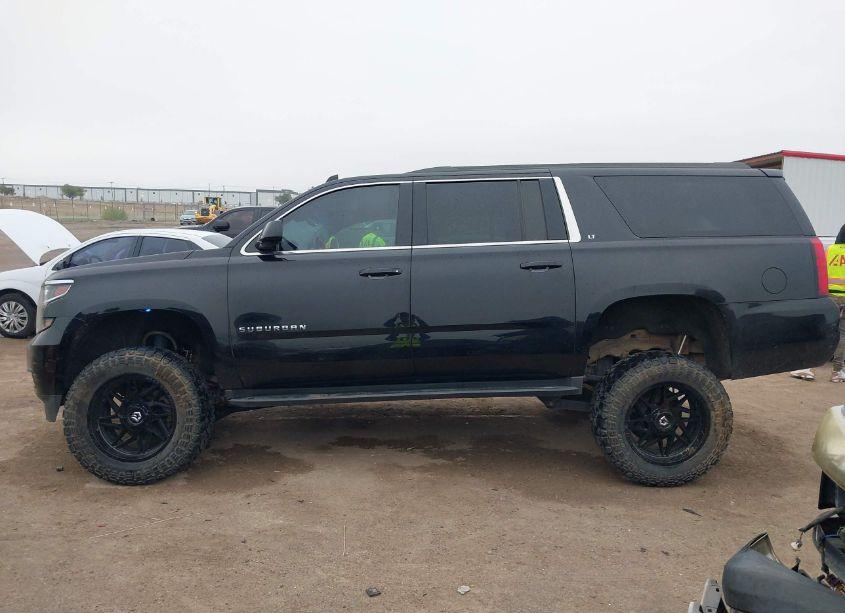 Photo 14 of 2017 Chevrolet Suburban LT (VIN 1GNSKHKC7HR206424)