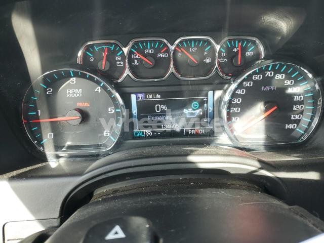 Photo 3 of 2017 CHEVROLET SUBURBAN K1500 LT (VIN 1GNSKHKC7HR235423)