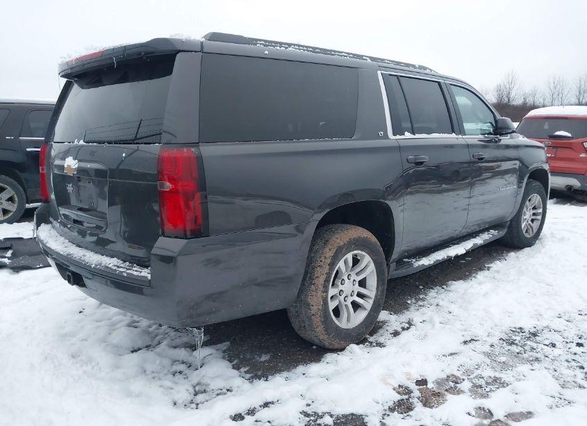 Photo 4 of 2017 Chevrolet Suburban LT (VIN 1GNSKHKC7HR240279)
