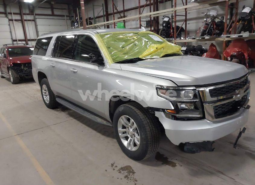 2018 Chevrolet Suburban LT (VIN 1GNSKHKC7JR115885) main photo