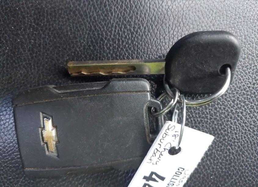 Photo 11 of 2018 Chevrolet Suburban LT (VIN 1GNSKHKC7JR230941)