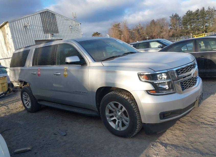 Photo 13 of 2018 Chevrolet Suburban LT (VIN 1GNSKHKC7JR230941)