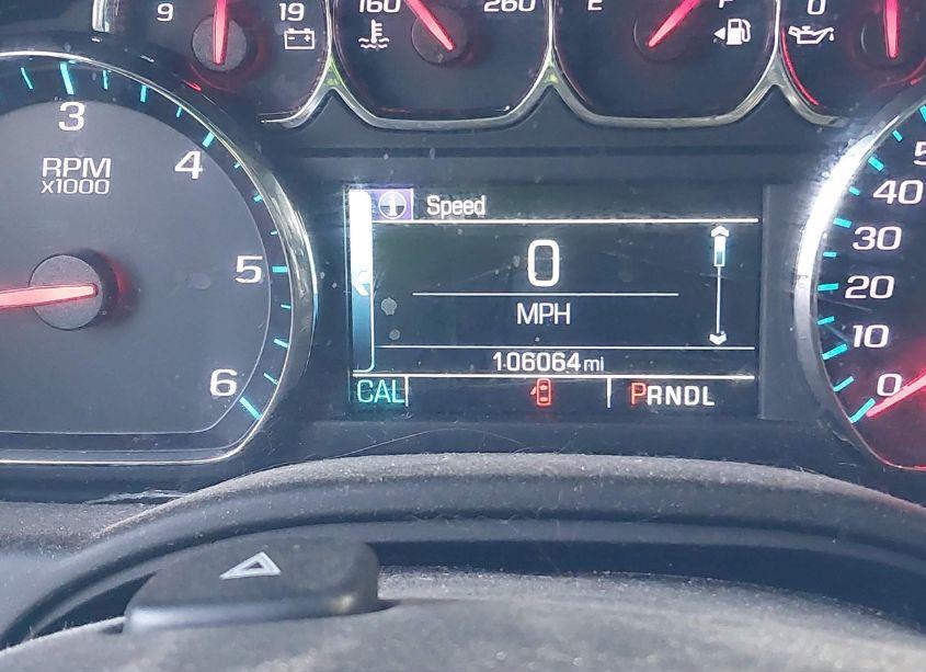 Photo 15 of 2018 Chevrolet Suburban LT (VIN 1GNSKHKC7JR230941)