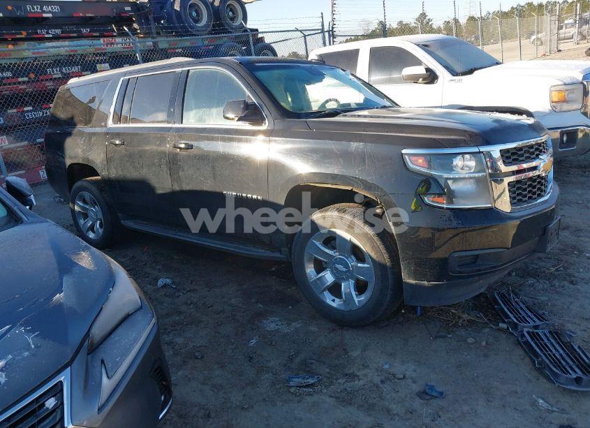 2019 Chevrolet Suburban LT (VIN 1GNSKHKC7KR163906) main photo