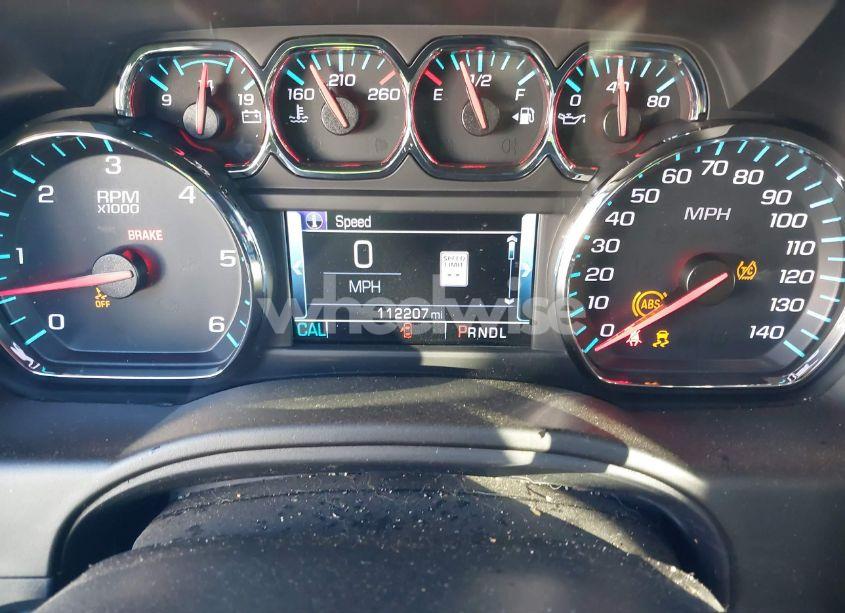 Photo 15 of 2019 Chevrolet Suburban LT (VIN 1GNSKHKC7KR163906)