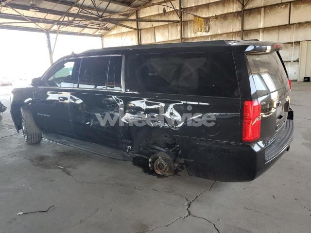 Photo 10 of 2019 CHEVROLET SUBURBAN K1500 LT (VIN 1GNSKHKC7KR367184)