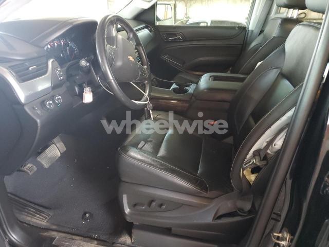 Photo 11 of 2019 CHEVROLET SUBURBAN K1500 LT (VIN 1GNSKHKC7KR367184)