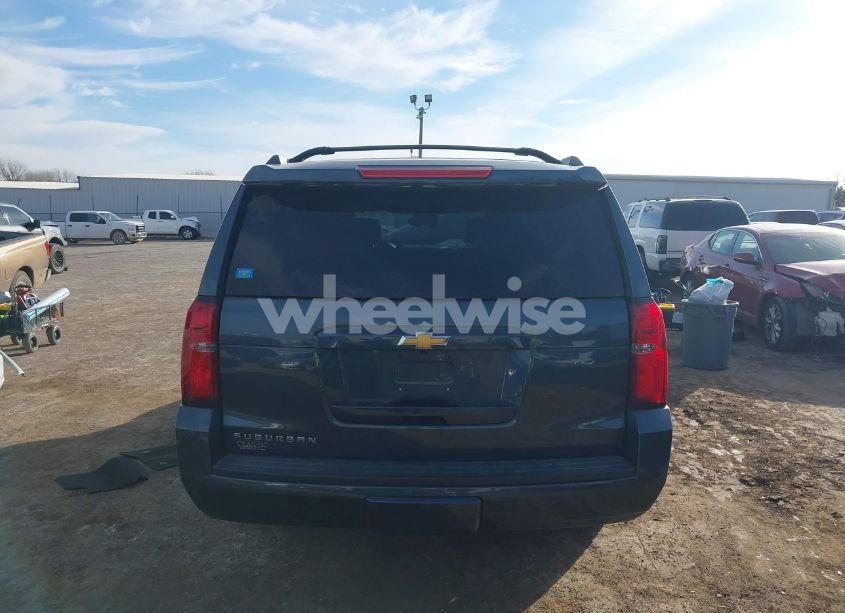 Photo 16 of 2020 Chevrolet Suburban 4WD LT (VIN 1GNSKHKC7LR123309)