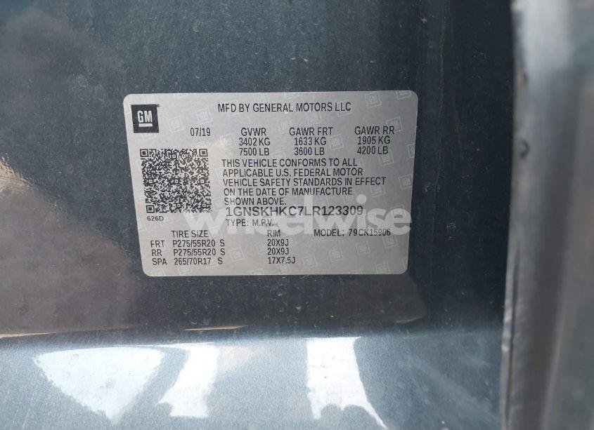 Photo 9 of 2020 Chevrolet Suburban 4WD LT (VIN 1GNSKHKC7LR123309)