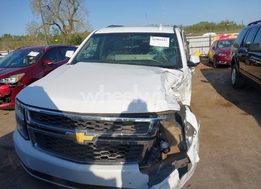 Photo 12 of 2020 Chevrolet Suburban 4WD LT (VIN 1GNSKHKC7LR125223)