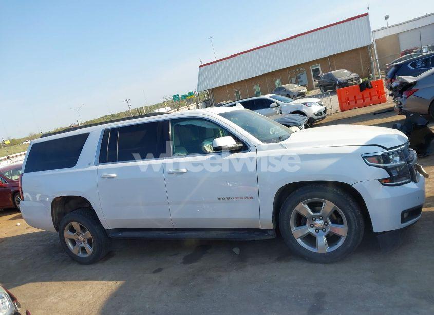 Photo 13 of 2020 Chevrolet Suburban 4WD LT (VIN 1GNSKHKC7LR125223)