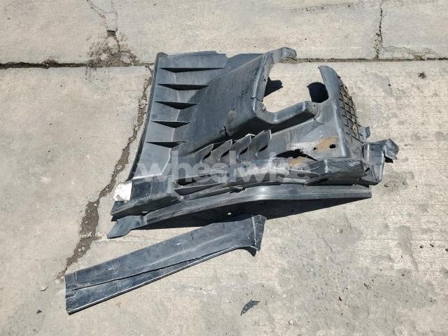 Photo 6 of 2020 CHEVROLET SUBURBAN K1500 LT (VIN 1GNSKHKC7LR195417)