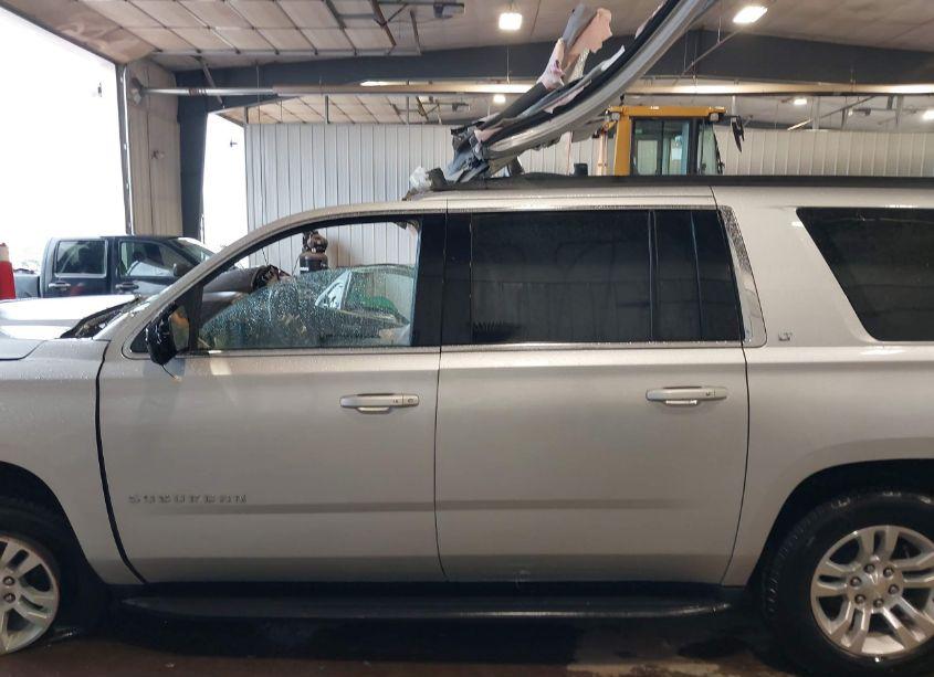 Photo 13 of 2020 Chevrolet Suburban 4WD LT (VIN 1GNSKHKC7LR258094)