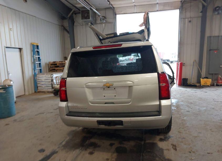 Photo 15 of 2020 Chevrolet Suburban 4WD LT (VIN 1GNSKHKC7LR258094)