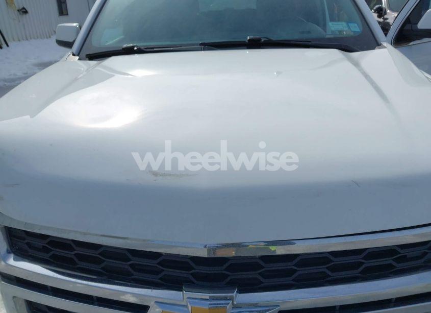 Photo 10 of 2020 Chevrolet Suburban 4WD LT (VIN 1GNSKHKC7LR281617)