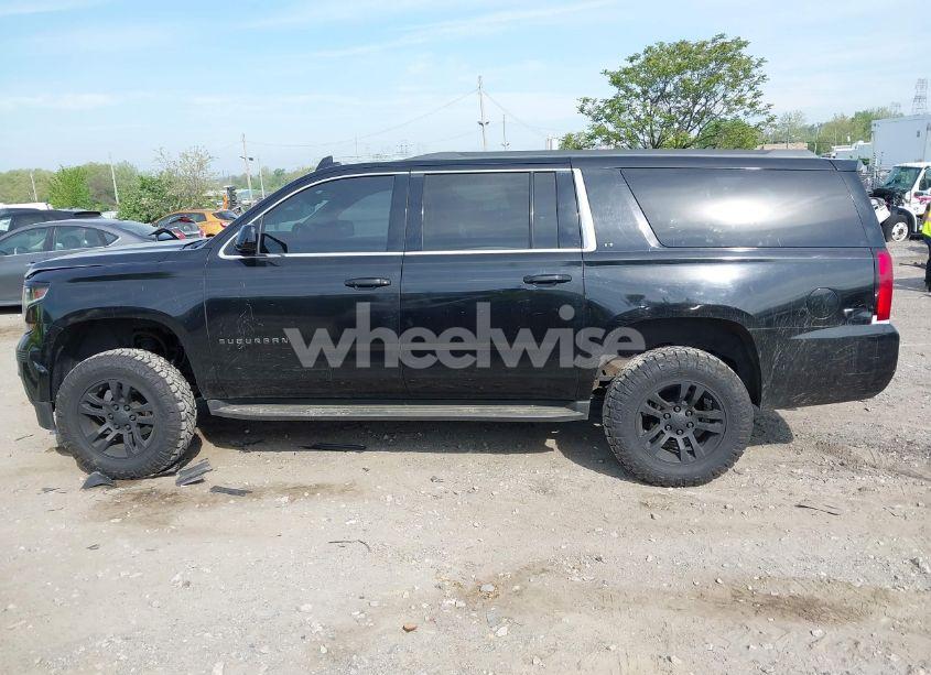 Photo 14 of 2016 Chevrolet Suburban LT (VIN 1GNSKHKC8GR223442)
