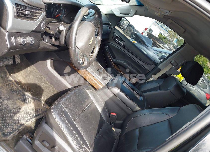 Photo 19 of 2016 Chevrolet Suburban LT (VIN 1GNSKHKC8GR223442)