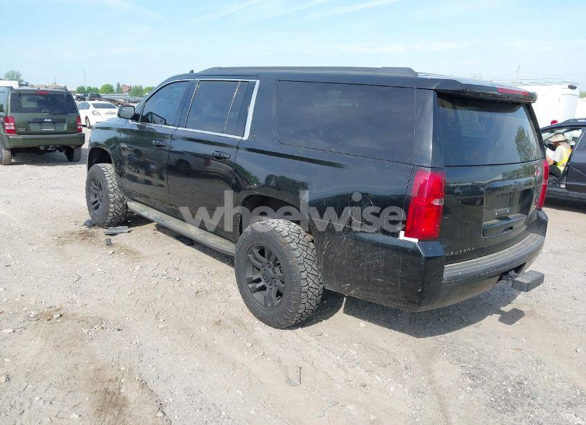 Photo 3 of 2016 Chevrolet Suburban LT (VIN 1GNSKHKC8GR223442)