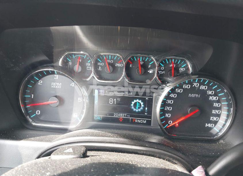 Photo 7 of 2016 Chevrolet Suburban LT (VIN 1GNSKHKC8GR223442)