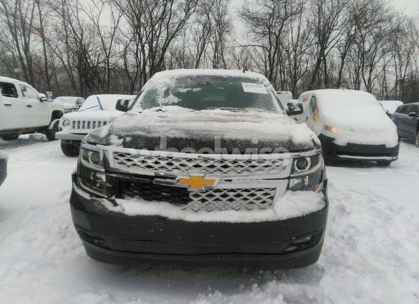 Photo 12 of 2016 Chevrolet Suburban LT (VIN 1GNSKHKC8GR420322)