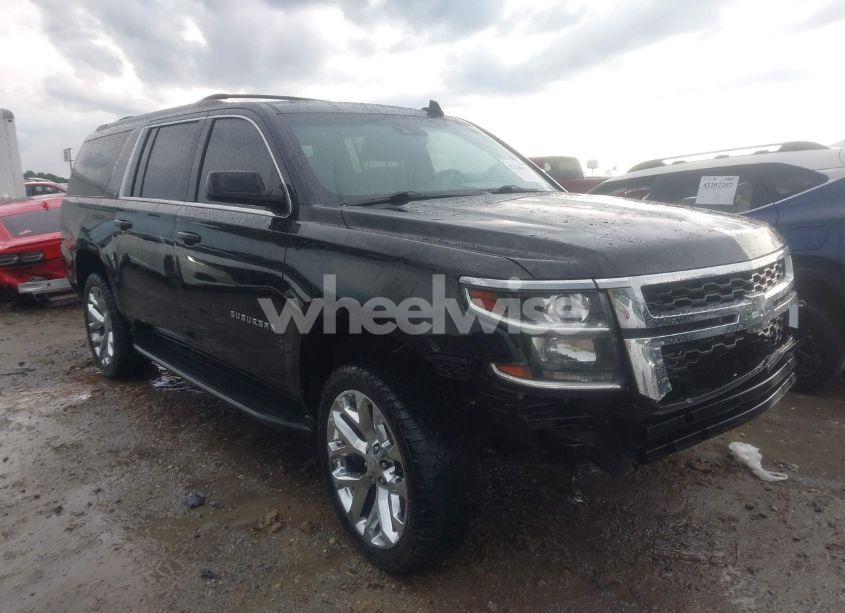 2017 Chevrolet Suburban LT (VIN 1GNSKHKC8HR324644) main photo