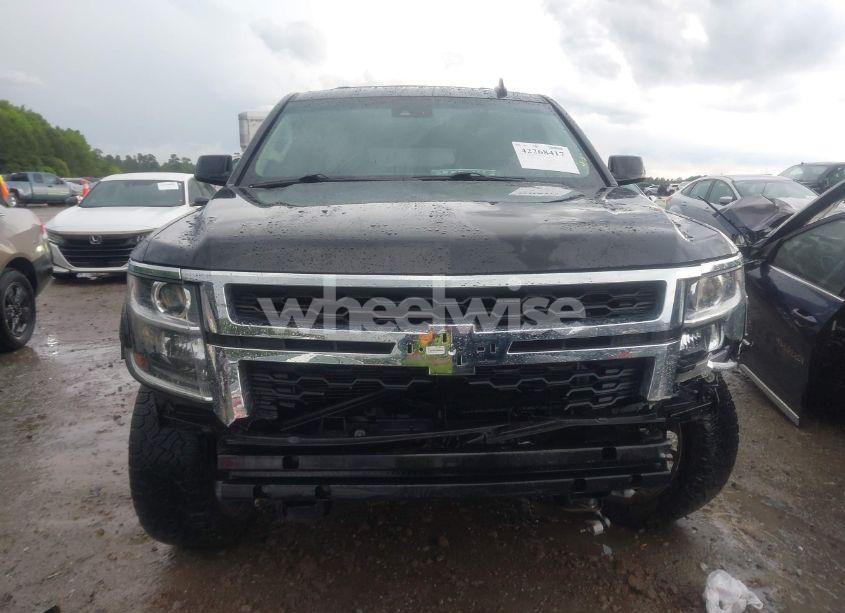 Photo 13 of 2017 Chevrolet Suburban LT (VIN 1GNSKHKC8HR324644)