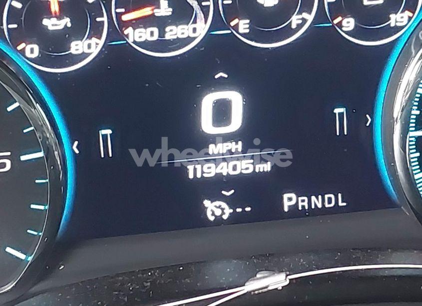 Photo 16 of 2017 Chevrolet Suburban LT (VIN 1GNSKHKC8HR324644)