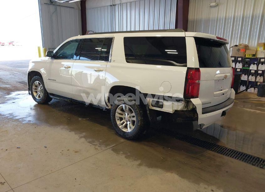 Photo 3 of 2018 Chevrolet Suburban LT (VIN 1GNSKHKC8JR211976)