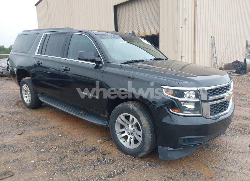 2019 Chevrolet Suburban LT (VIN 1GNSKHKC8KR332167) main photo