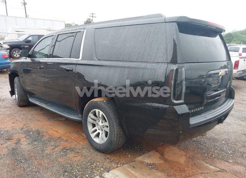 Photo 3 of 2019 Chevrolet Suburban LT (VIN 1GNSKHKC8KR332167)