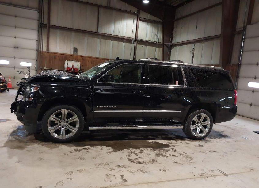 Photo 14 of 2019 Chevrolet Suburban LT (VIN 1GNSKHKC8KR409636)