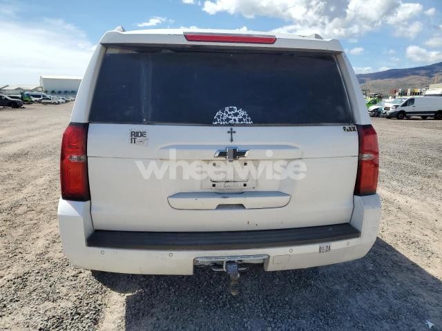 Photo 4 of 2020 CHEVROLET SUBURBAN K1500 LT (VIN 1GNSKHKC8LR172521)