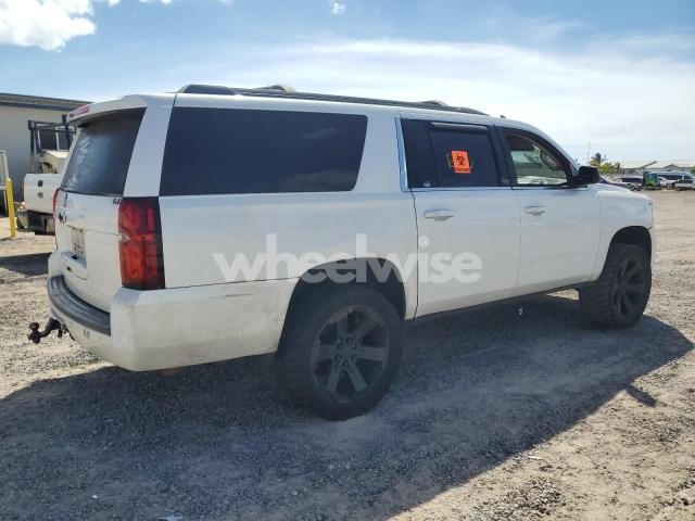 Photo 5 of 2020 CHEVROLET SUBURBAN K1500 LT (VIN 1GNSKHKC8LR172521)