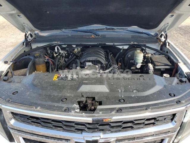Photo 8 of 2020 CHEVROLET SUBURBAN K1500 LT (VIN 1GNSKHKC8LR172521)