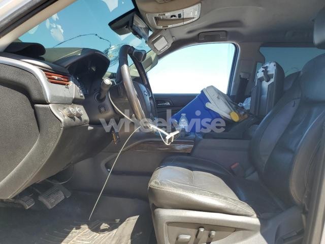 Photo 9 of 2020 CHEVROLET SUBURBAN K1500 LT (VIN 1GNSKHKC8LR172521)