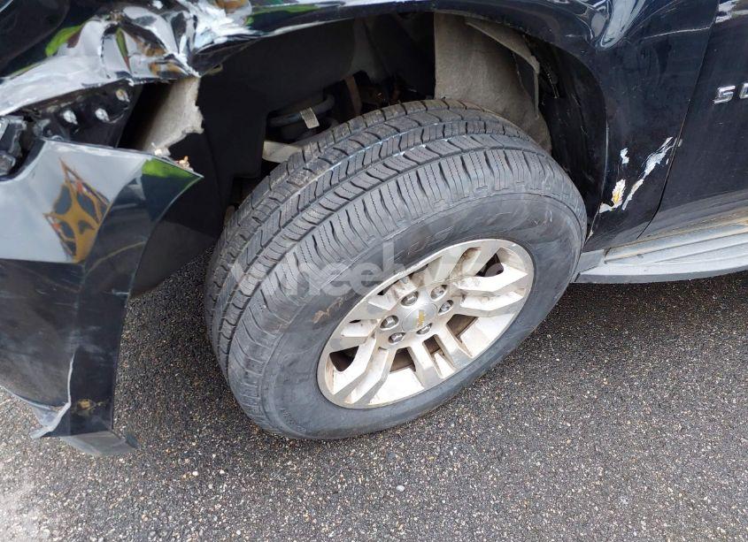 Photo 17 of 2016 Chevrolet Suburban LT (VIN 1GNSKHKC9GR170105)