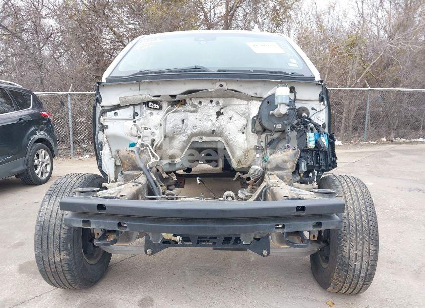 Photo 10 of 2016 Chevrolet Suburban LT (VIN 1GNSKHKC9GR281365)