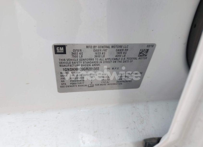 Photo 9 of 2016 Chevrolet Suburban LT (VIN 1GNSKHKC9GR281365)