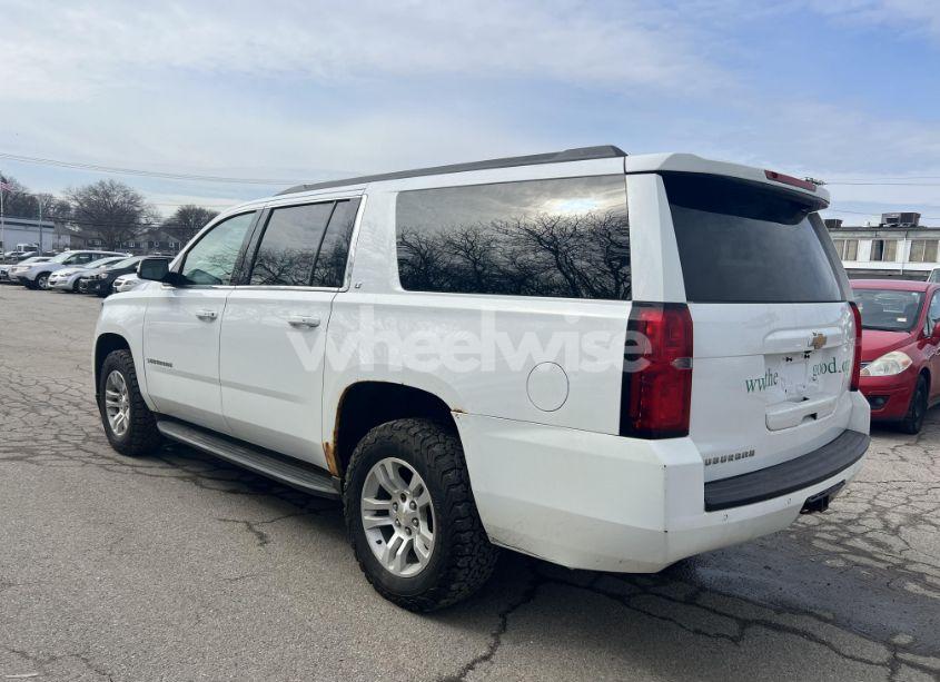 Photo 3 of 2016 Chevrolet Suburban K1500 LT (VIN 1GNSKHKC9GR311870)