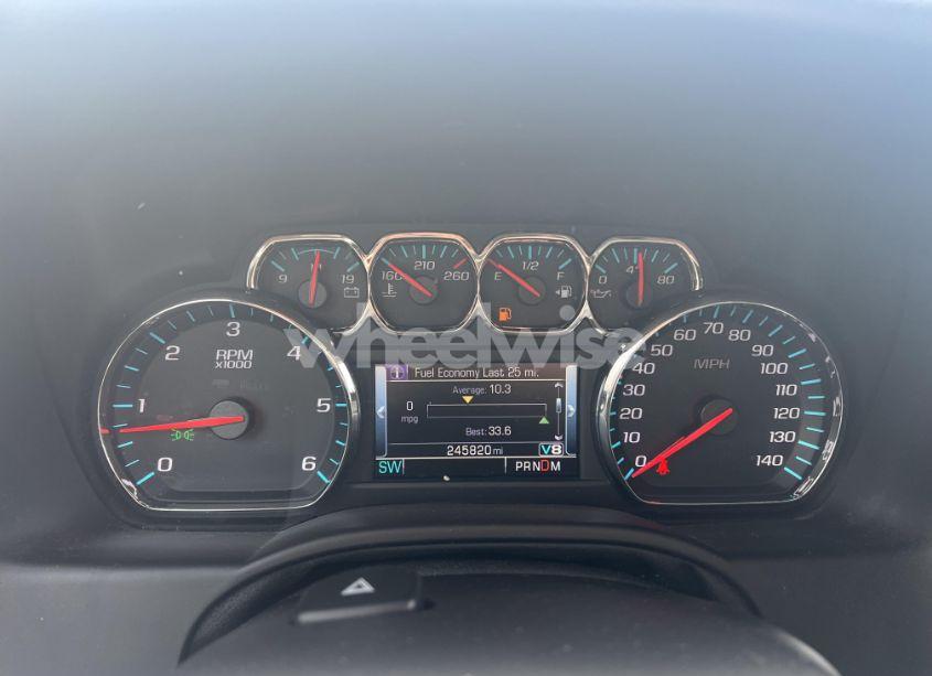 Photo 6 of 2016 Chevrolet Suburban K1500 LT (VIN 1GNSKHKC9GR311870)