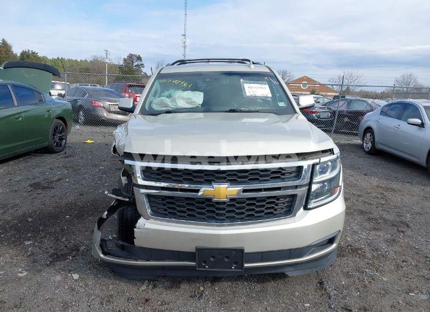 Photo 13 of 2017 Chevrolet Suburban LT (VIN 1GNSKHKC9HR119236)